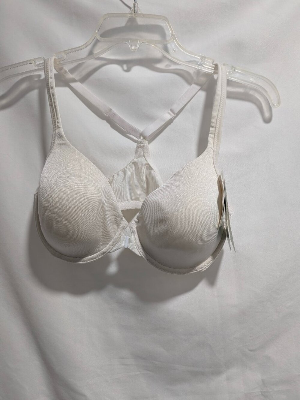 Vanity Fair off white front closure t-shirt bra 36C